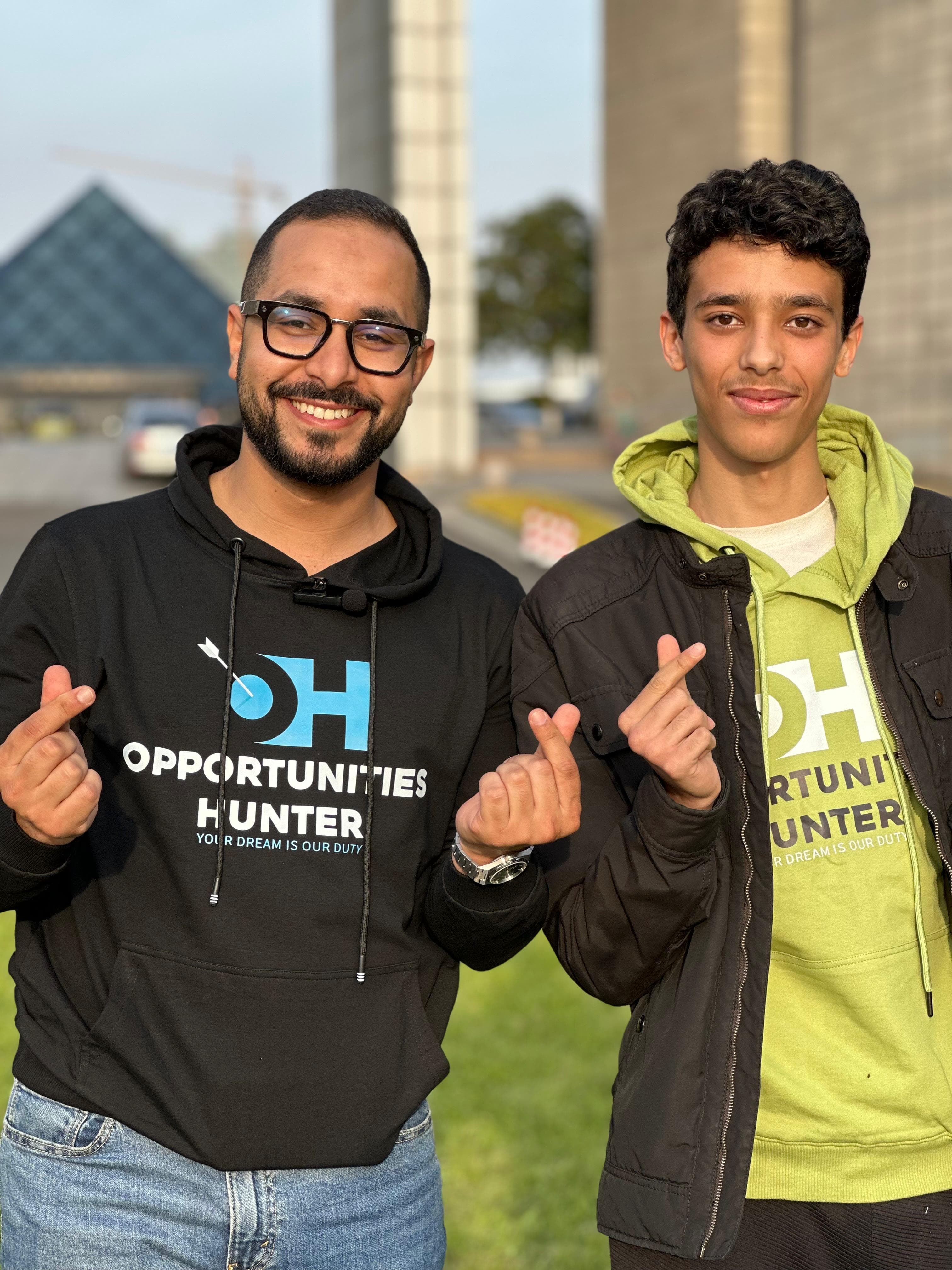 Étudiant 1 parti avec OpportunitiesHunter